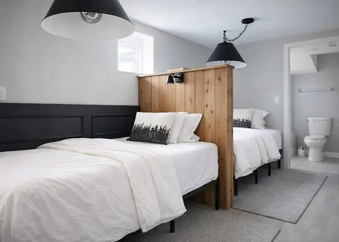 Spacious 7-bedroom In
