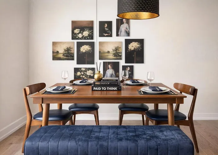 Spacious 7-bedroom In