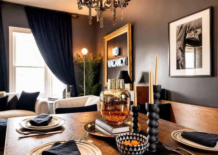 Spacious 7-bedroom In